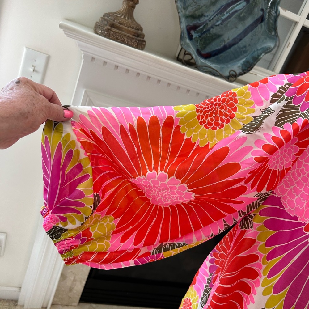 Trina Turk Vibrant Floral Exaggerated Sleeve Top - Picture 3 of 11